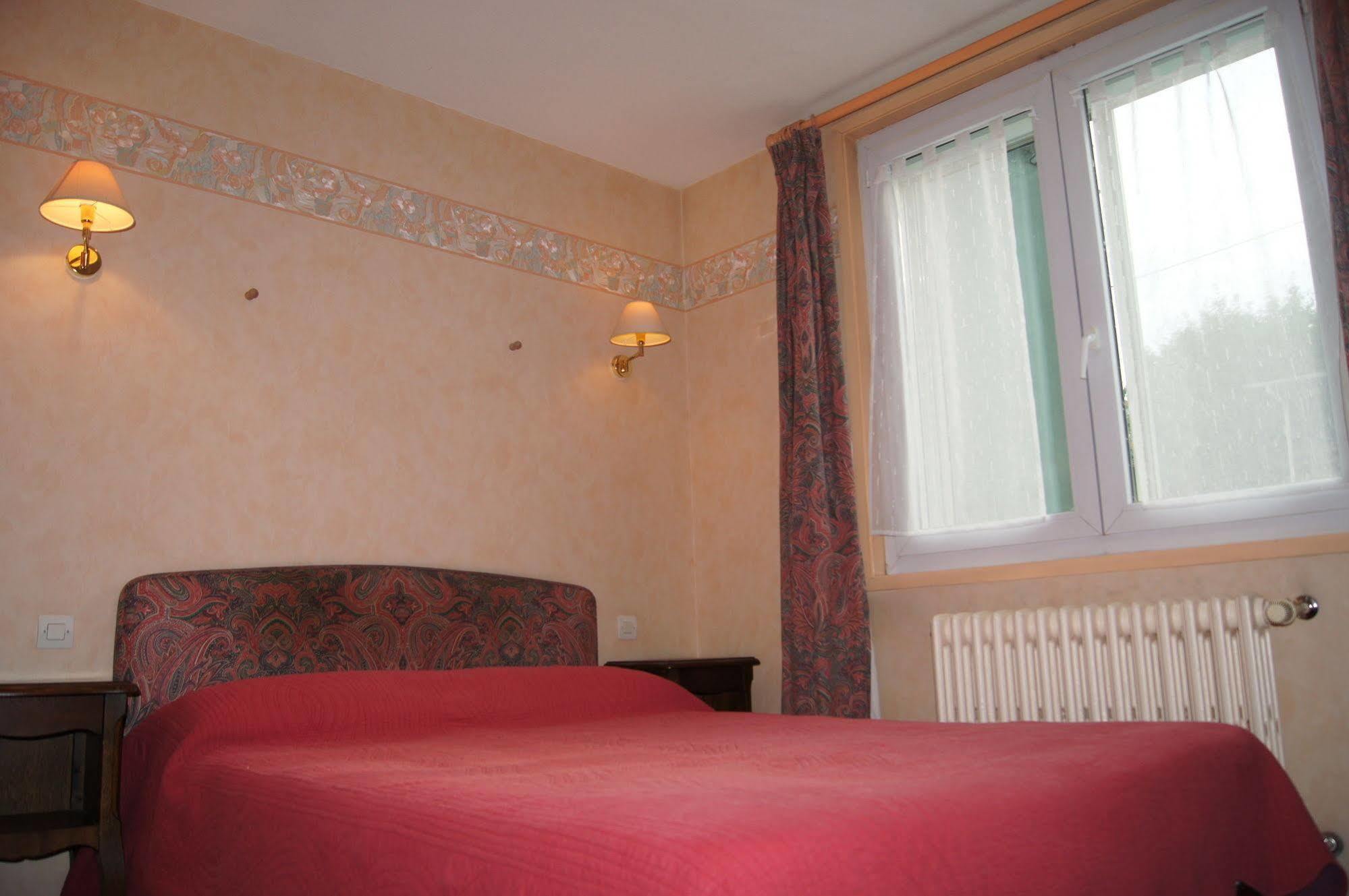 Relais Du Val Vert Le Puy-en-Velay Exterior foto